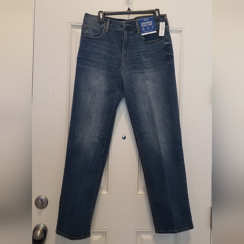 Arizona Men's Relaxed Straight Jeans